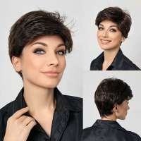 Damespruik kort steil zakelijk pixie kapsel in laagjes medium bruin